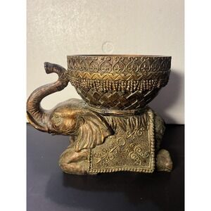Kneeling Elephant Pot, Trinket, Catchall Holder (1726)